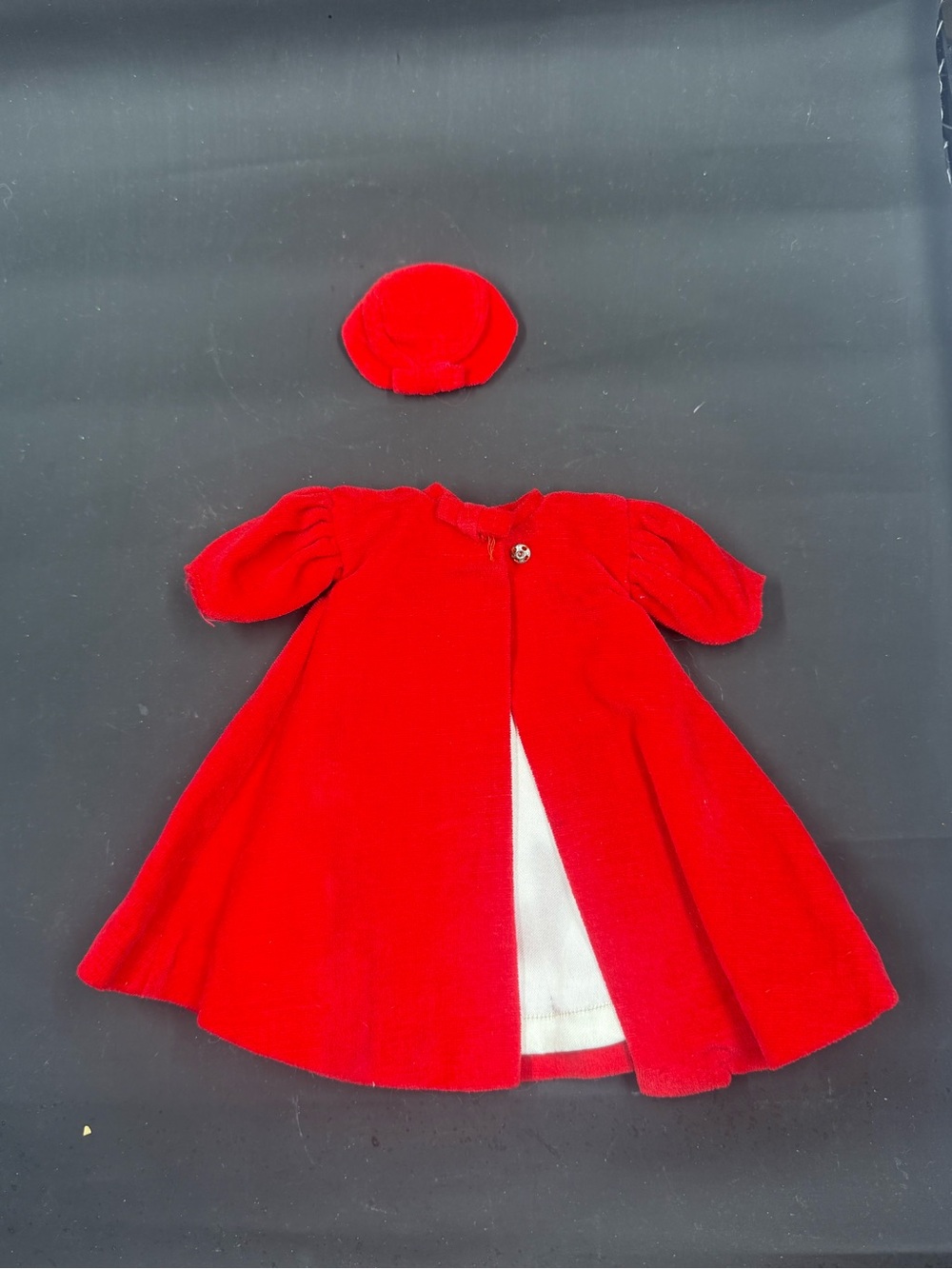 Mattel Barbie #939 "Red Flare" red velvet coat and matching pillbox hat set 1962